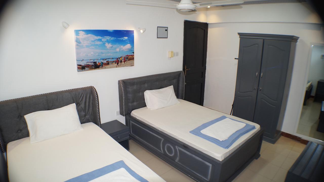 Econo Lodge Νταρ ες Σαλάμ Εξωτερικό φωτογραφία